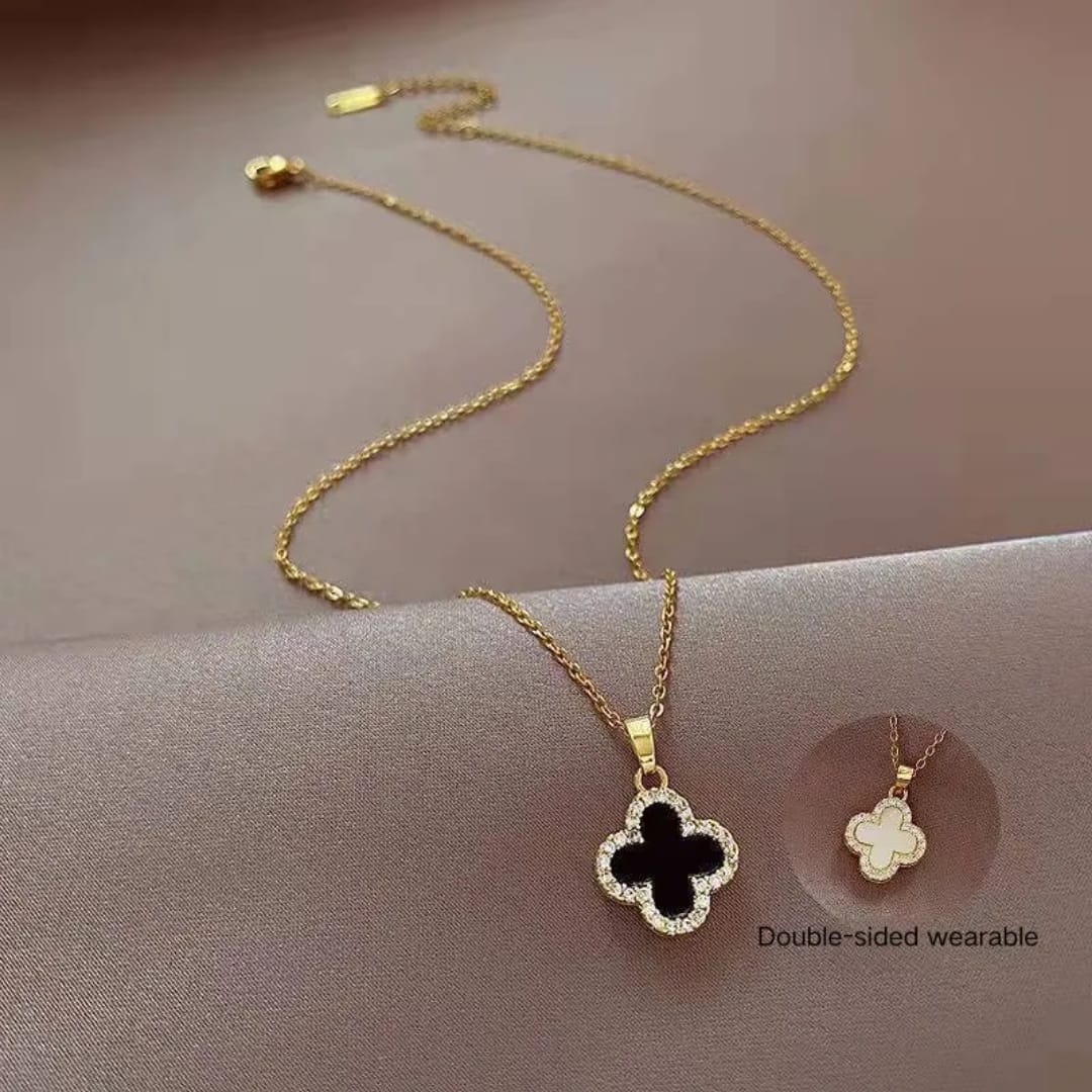 Crystal Clover Necklace (double sided) - Coco Pearls