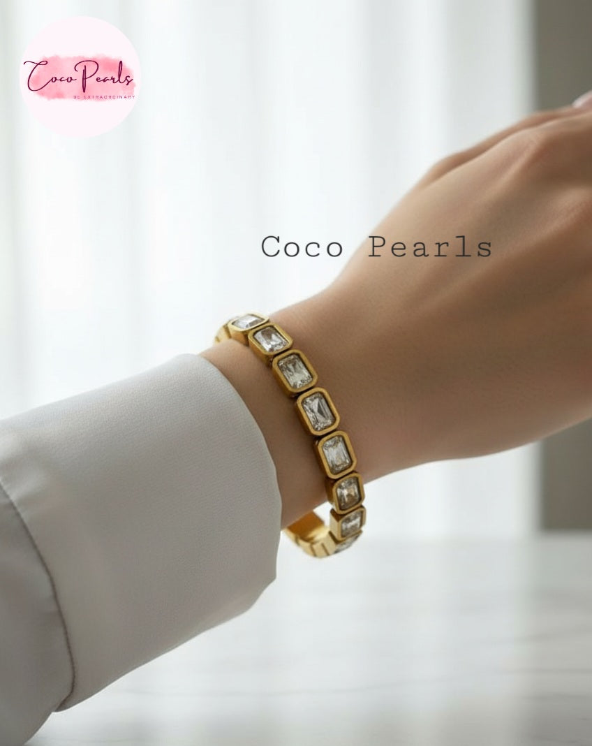 Crystal Glam Handcuff - Coco Pearls