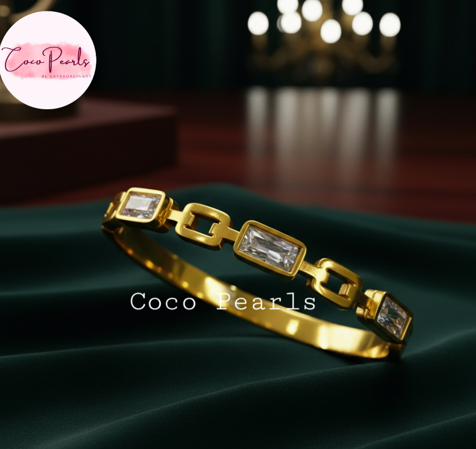 Crystal Linked Handcuff - Coco Pearls