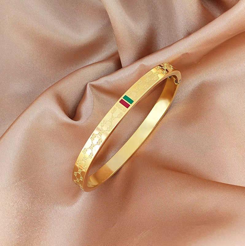 Gold Sleek Handcuff (broad) - Coco Pearls