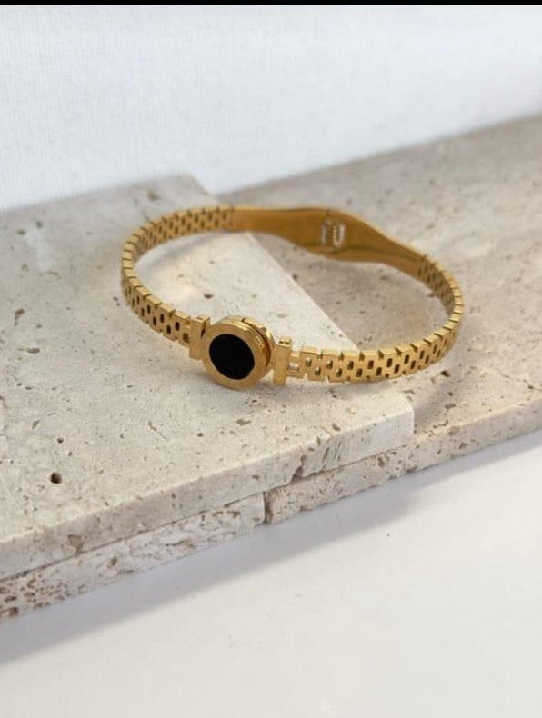 Harmony Handcuff - Coco Pearls