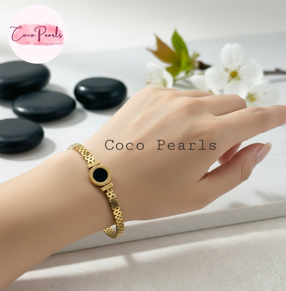 Harmony Handcuff - Coco Pearls