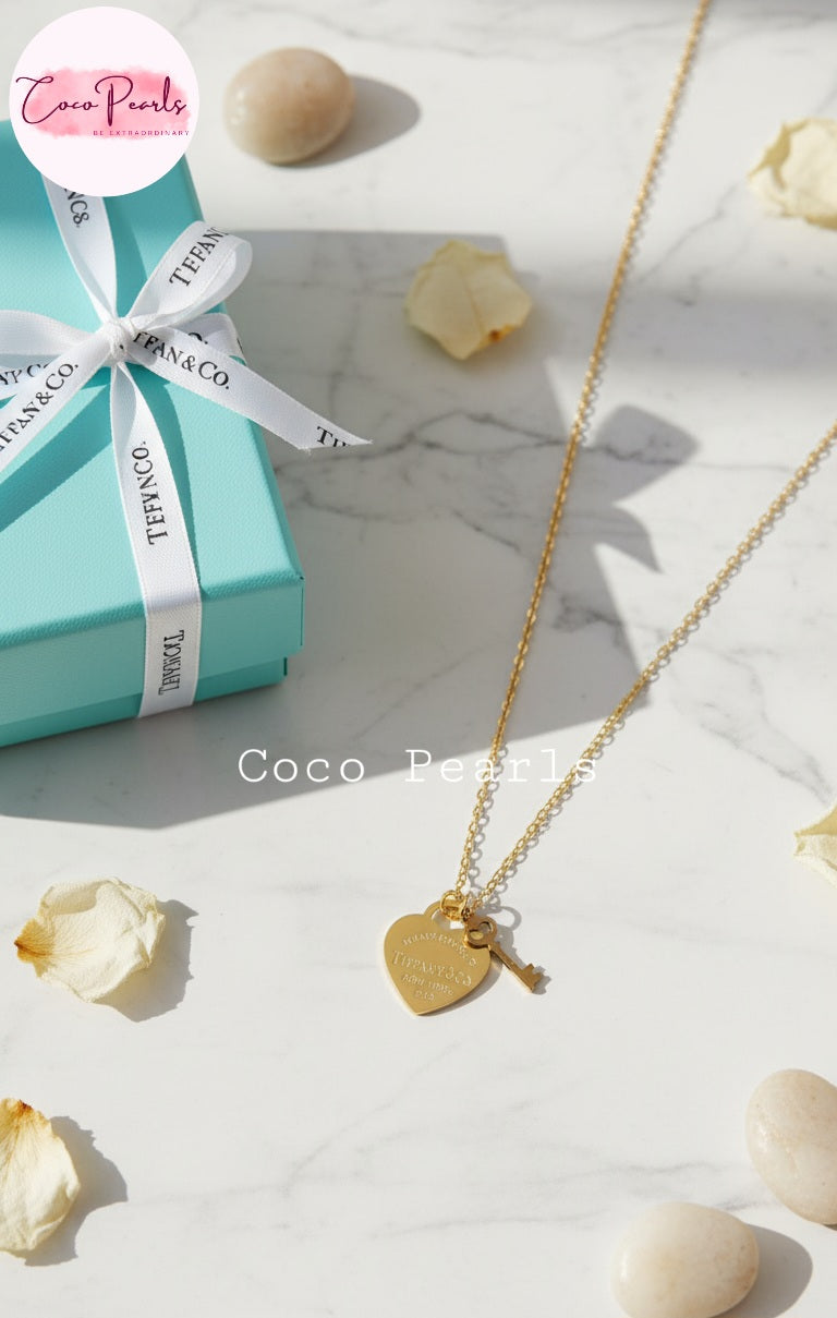 Heart & Key Necklace - Coco Pearls
