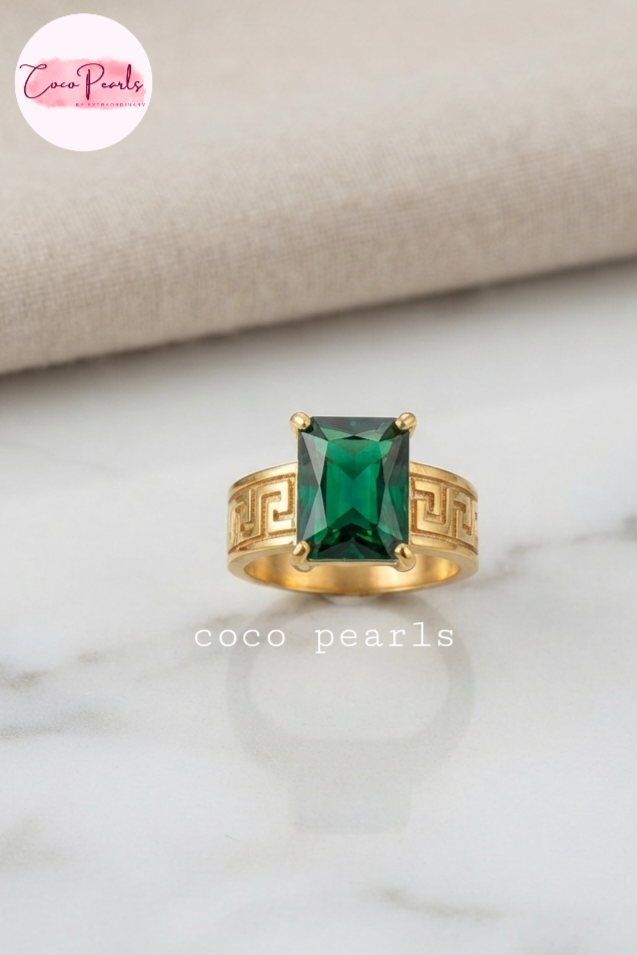 Coco pearls stainless Steel anti tarnish gold royal emerald ring with rectangular emerald stone in center 
