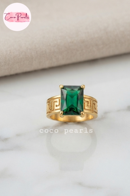 Coco pearls stainless Steel anti tarnish gold royal emerald ring with rectangular emerald stone in center 