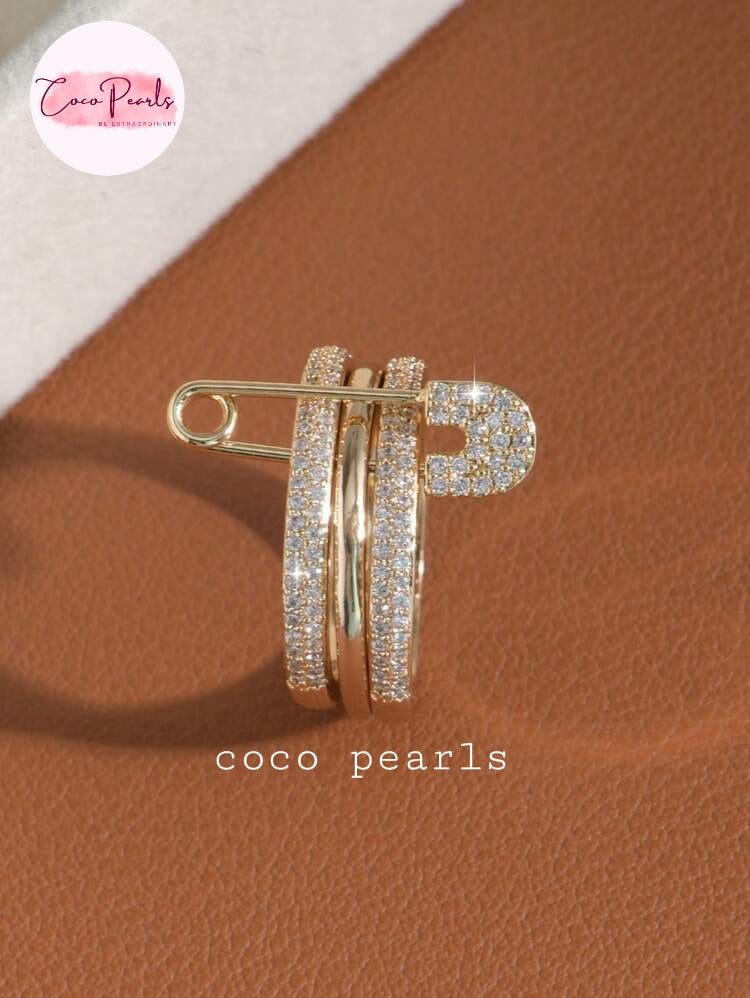 Coco pearls stainless Steel anti tarnish gold-toned safety pin ring with stacked pave-set