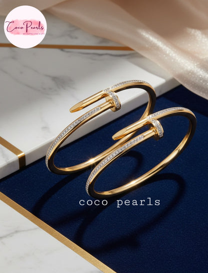 Coco Pearls Stainless Steel Anti Tarnish Gold Aurora nail handcuff diamonds studded on nail design hhandcuff 