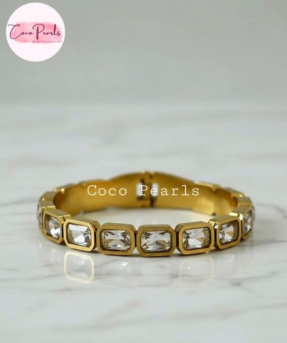 Crystal Glam Handcuff - Coco Pearls