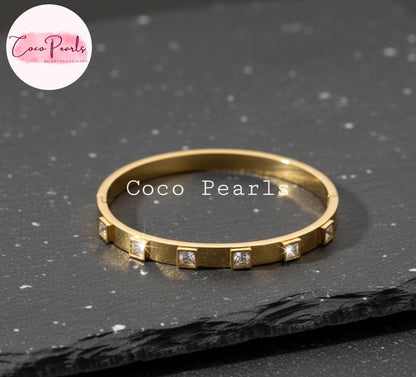 Diamond Studded Handcuff - Coco Pearls