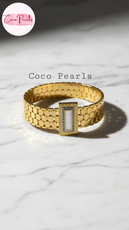 Golden Greco Handcuff - Coco Pearls