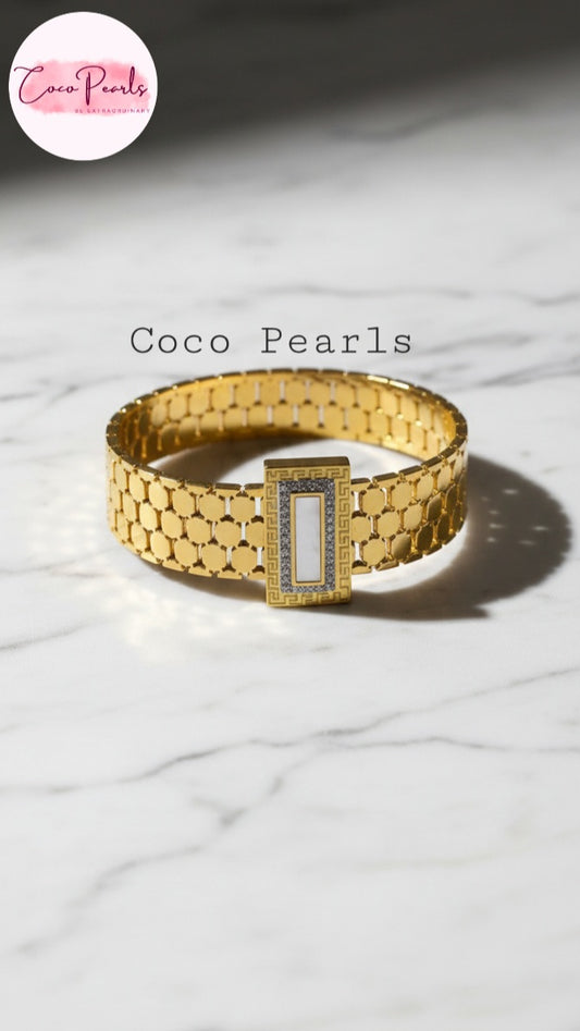 Golden Greco Handcuff - Coco Pearls