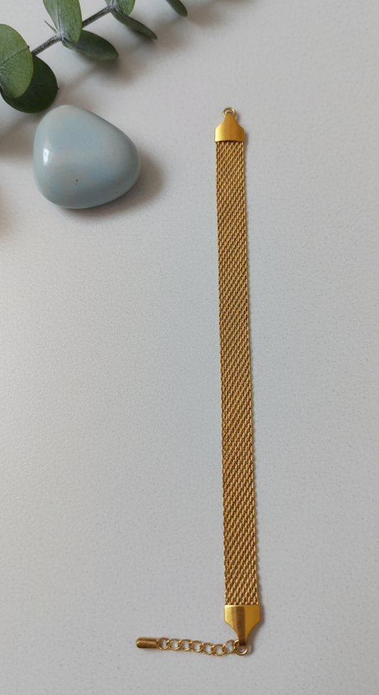 Coco Pearls Stainless Steel Anti tarnish gold thin mesh bracelet displayed on simple background