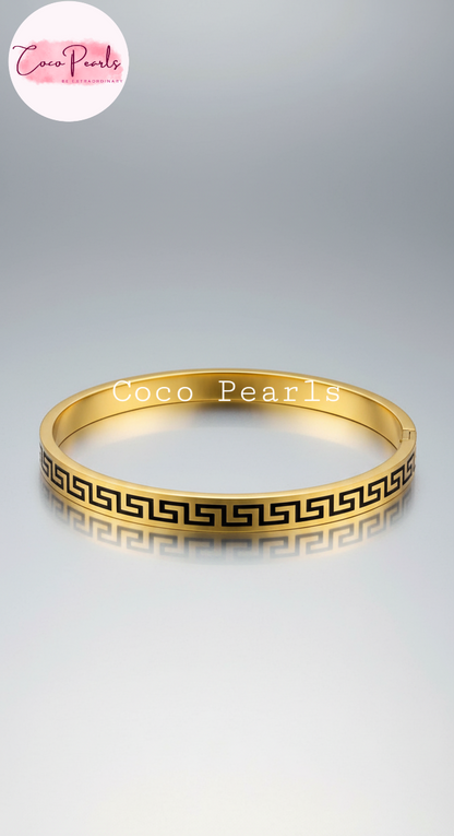 Pattern Charm Handcuff - Coco Pearls