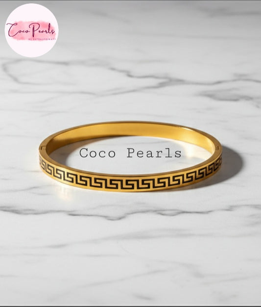 Pattern Charm Handcuff - Coco Pearls
