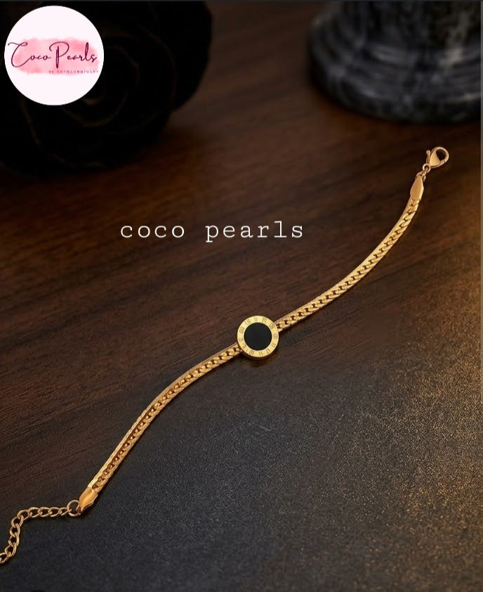 Roman Noir Bracelet