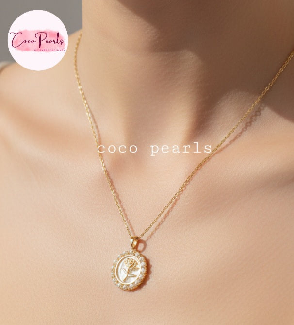 Coco Pearls stainless steel Anti tarnish gold rose pearl elegance necklace with gold rose and pearl outline on neck