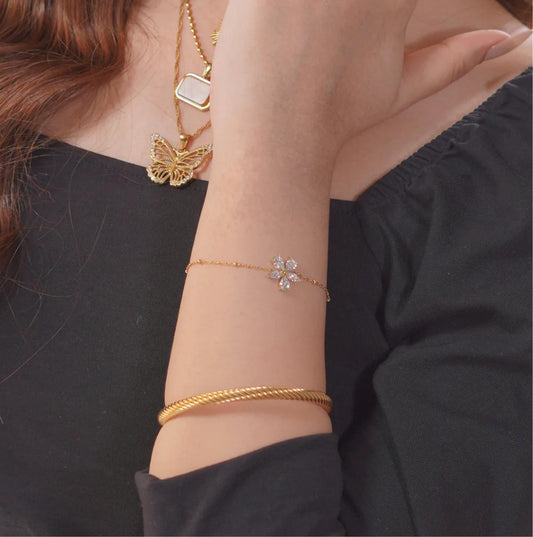 Sparkle Bloom Bracelet - Coco Pearls