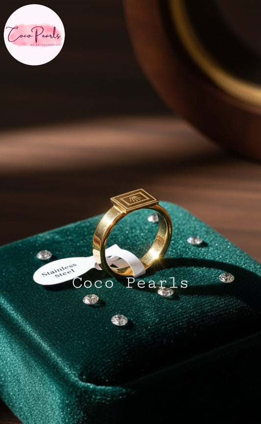Sunburst Signet Ring - Coco Pearls