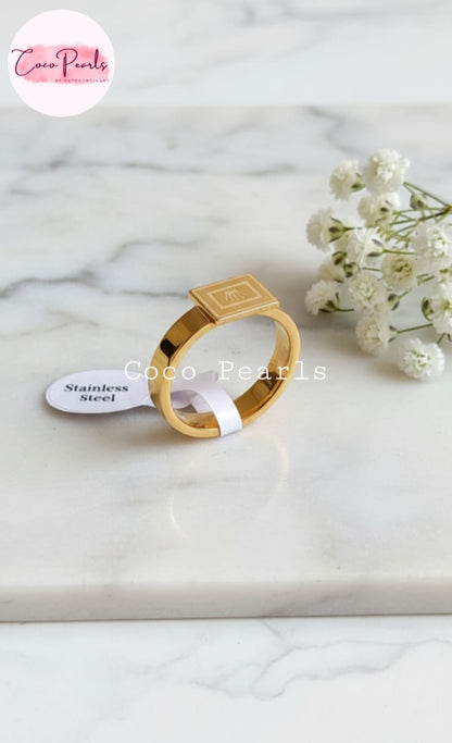 Sunburst Signet Ring - Coco Pearls