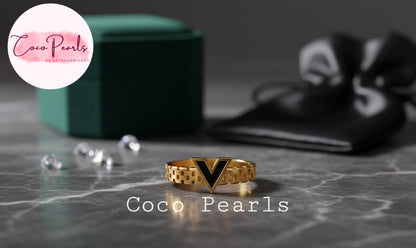 Vogue Ring - Coco Pearls